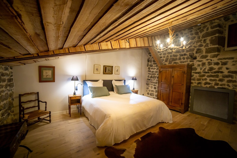 Chateau de Saint Vidal 7/17