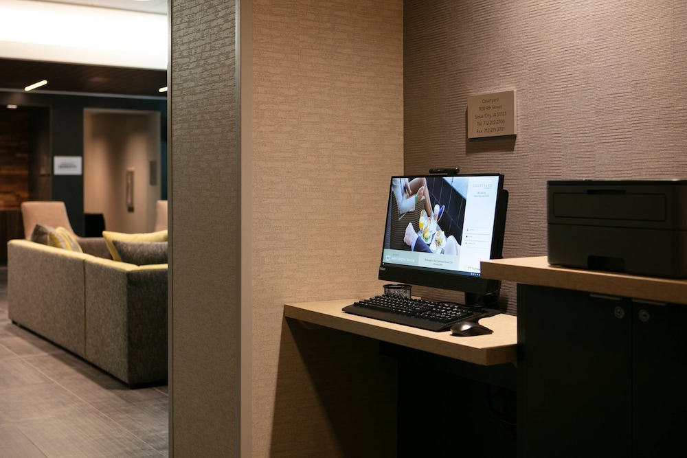 Courtyard by Marriott Sioux City Downtown/Convention Cente 10/53