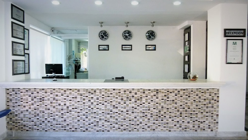 Hotel Aristos Acapulco 9/50