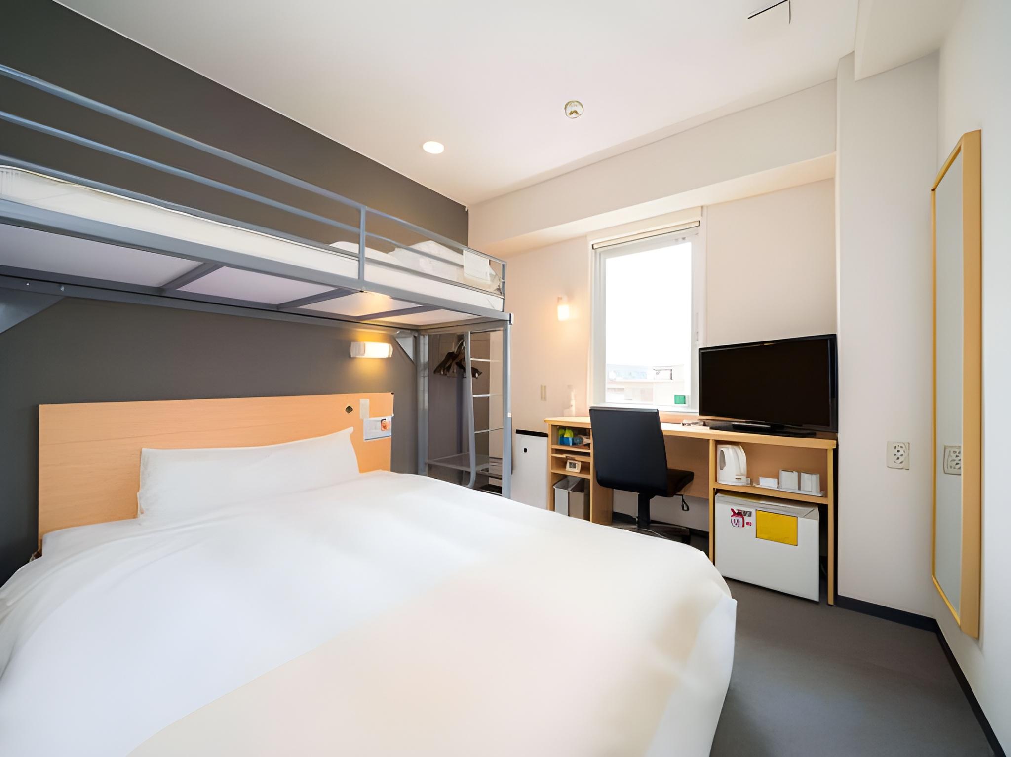 Room, Double Bed