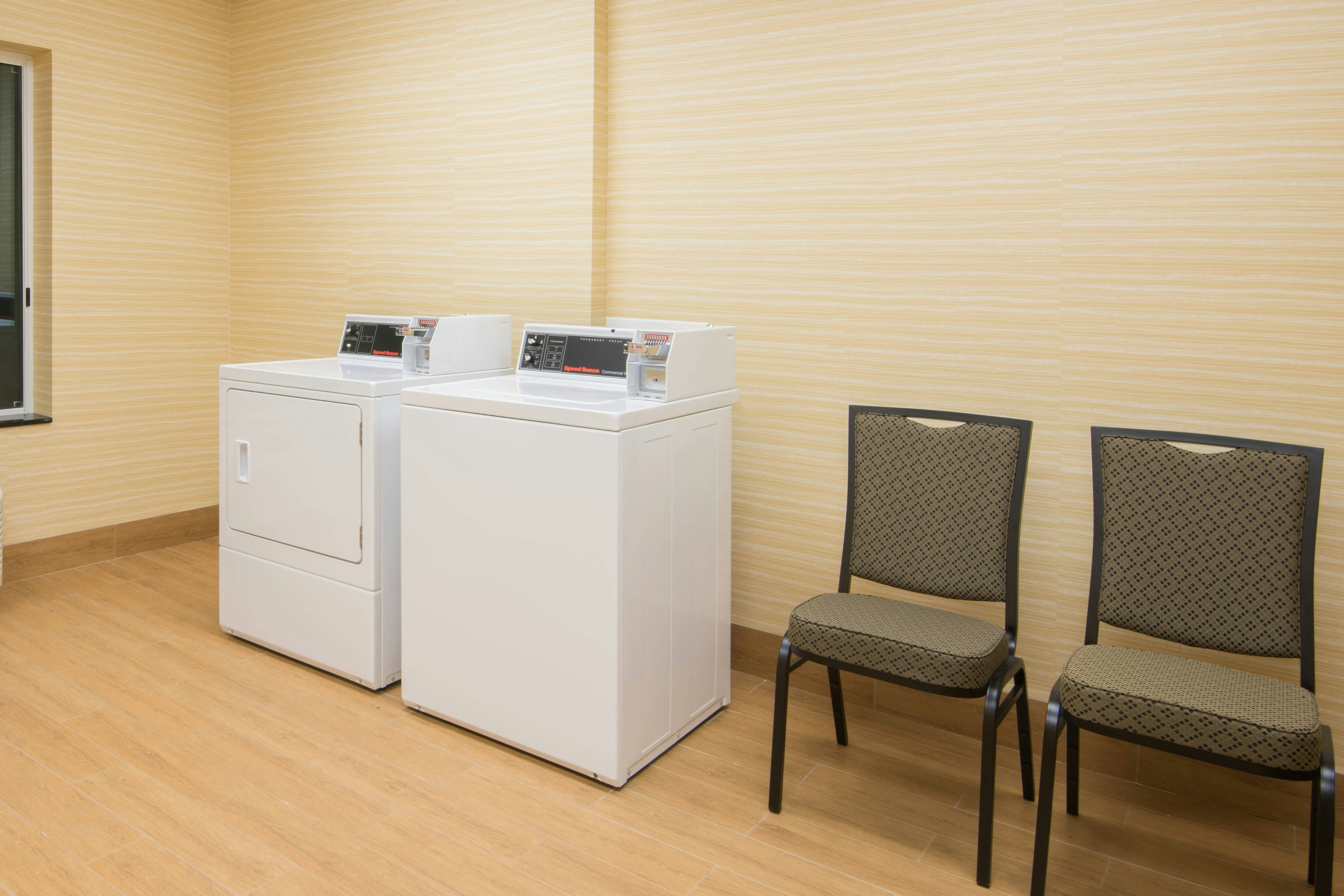 Fairfield Inn Suites Fort Wayne Southwest 5/33