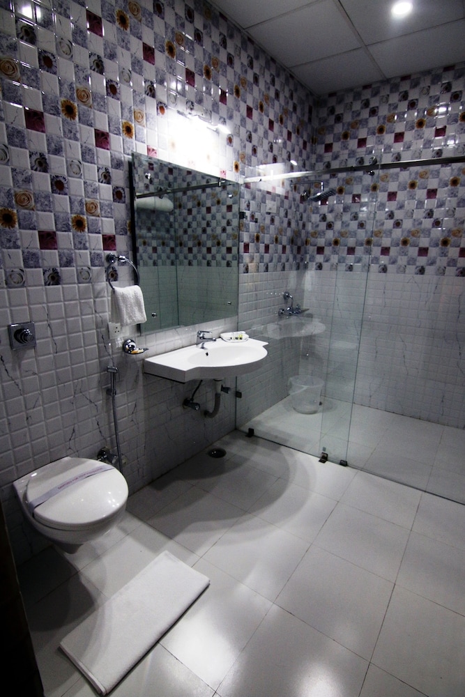 Hotel Trinetar Gardens 38/39