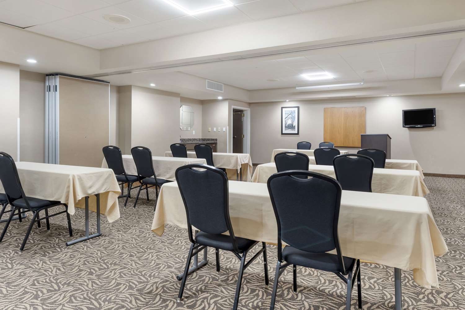 Comfort Inn and Suites Johnstown, PA 14/15
