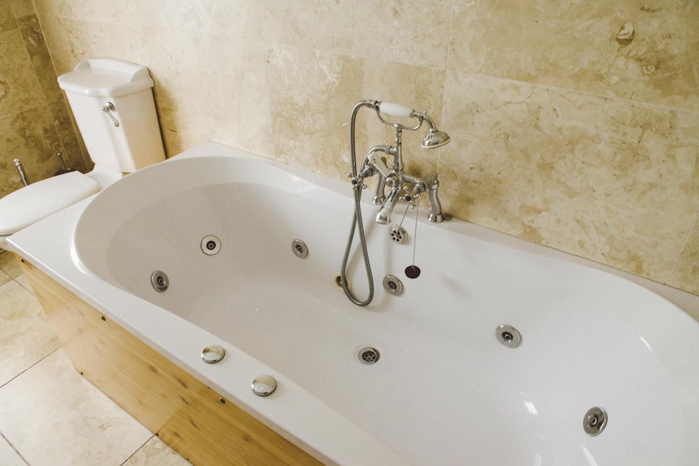Angel House Bed Breakfast 34/38