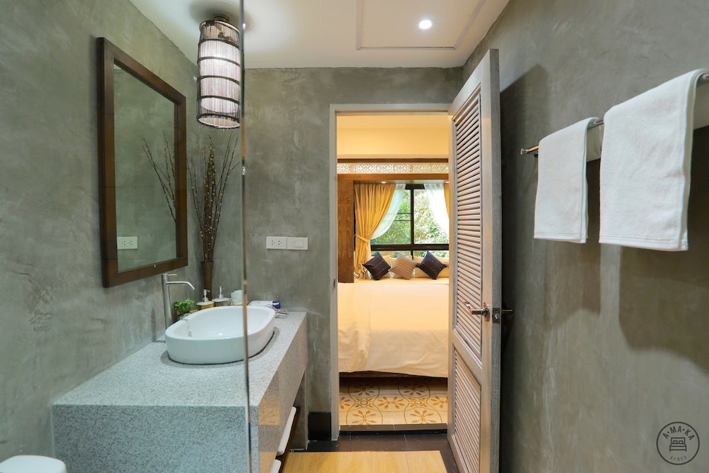 Amaka Bed Breakfast 62/67