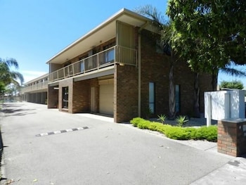 Allambi Holiday Apartments 36/44