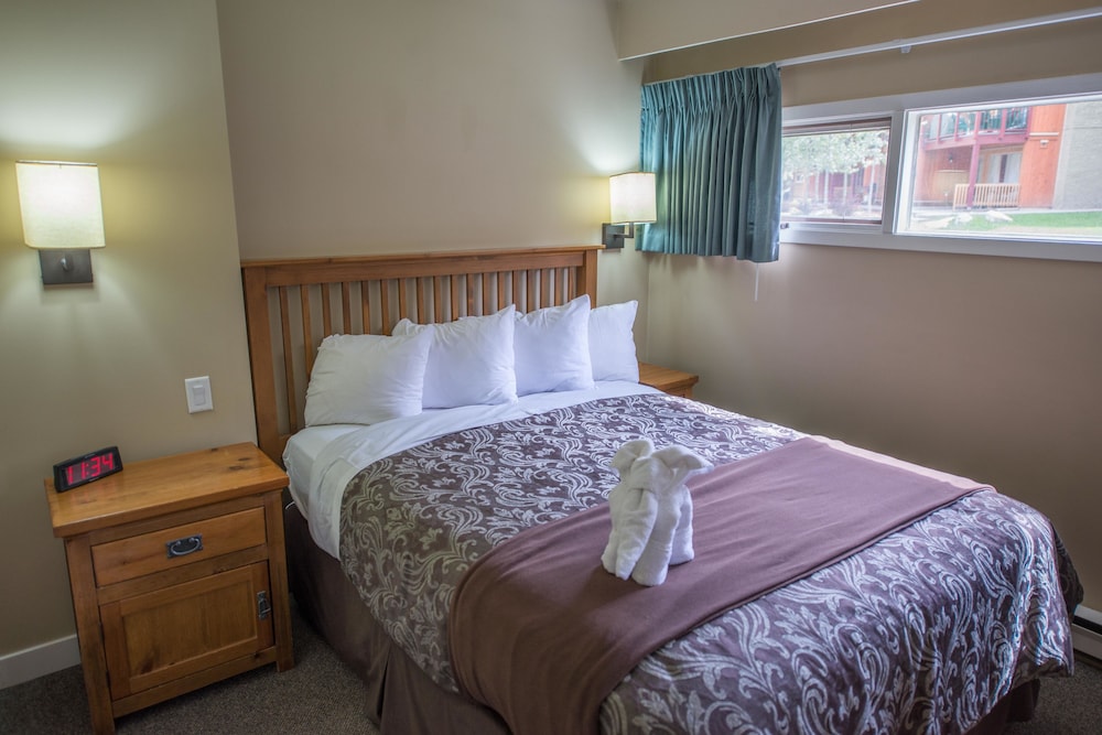 Panorama Vacation Retreat at Horsethief Lodge 20/70