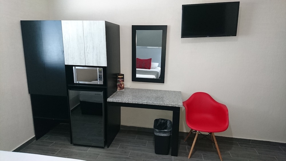 Home Suites Rotarismo 42/56