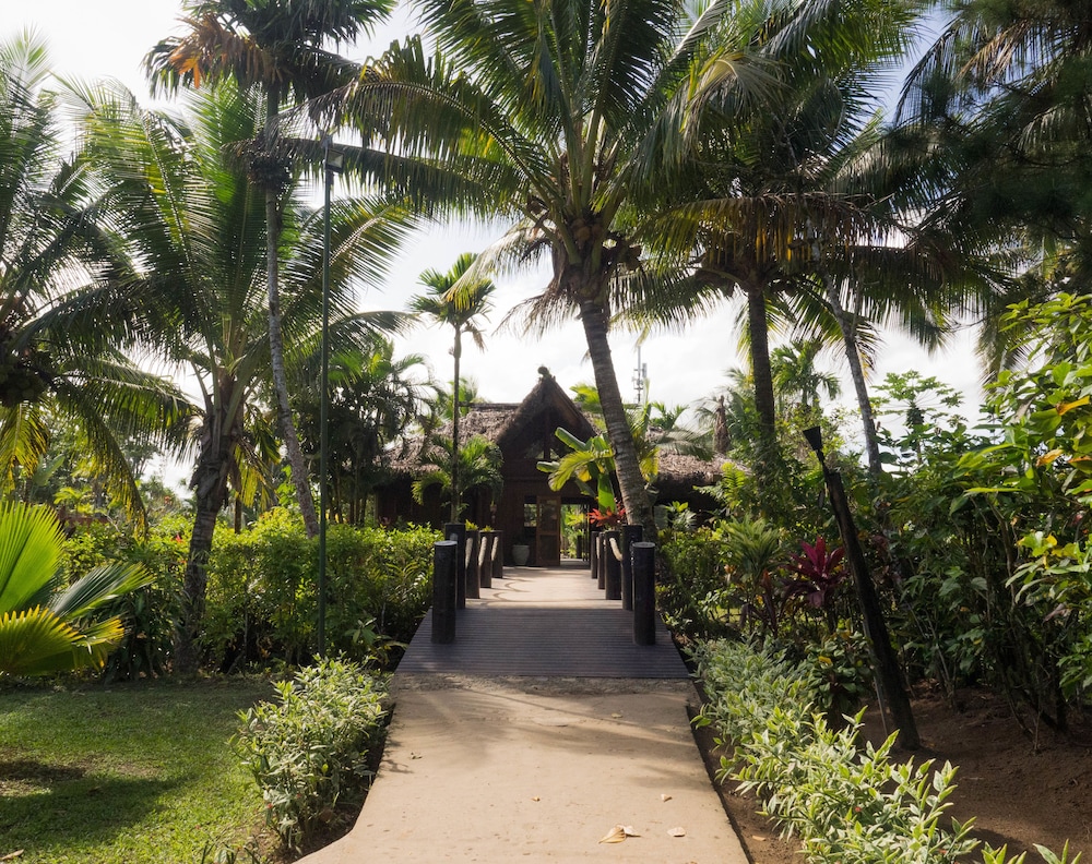 Uprising Beach Resort 12/72