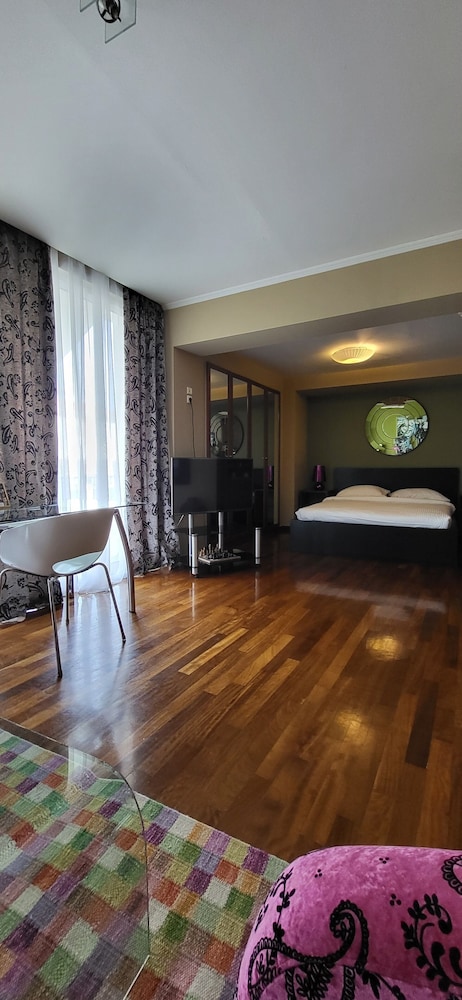 Andromeda Suites and Apartments 21/48