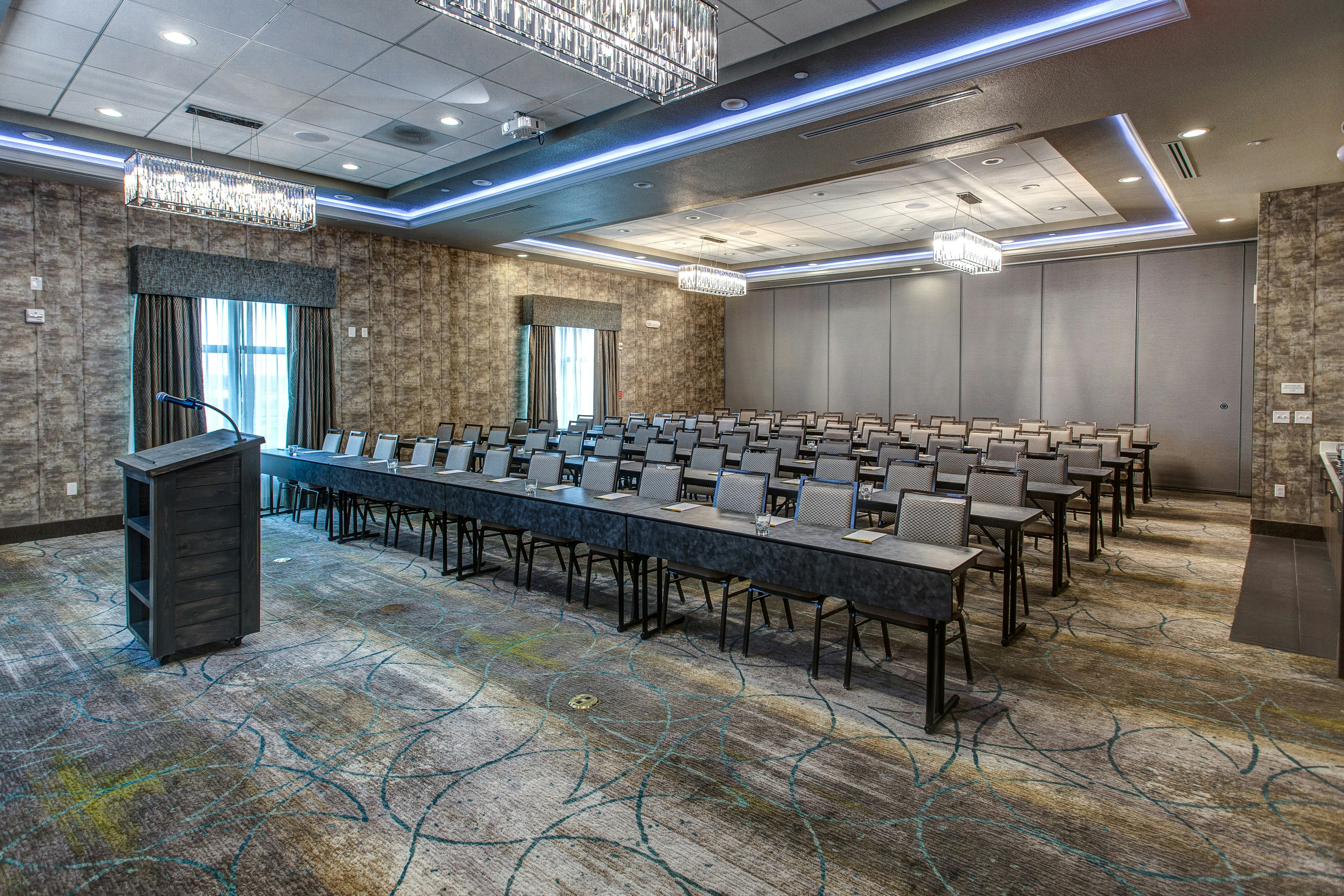 Hilton Garden Inn Topeka Ks 74/78