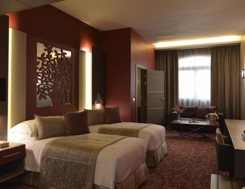 Regency Palace 20/71