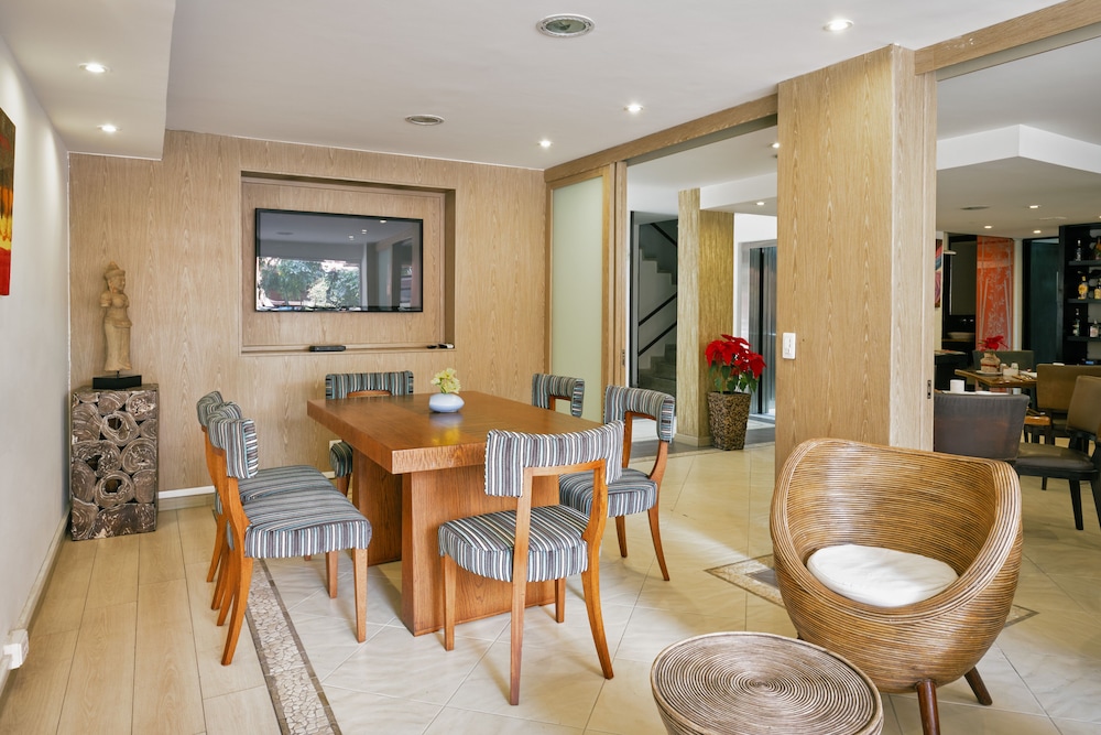 Hotel Retiro 84 By Mij Hotels 36/50