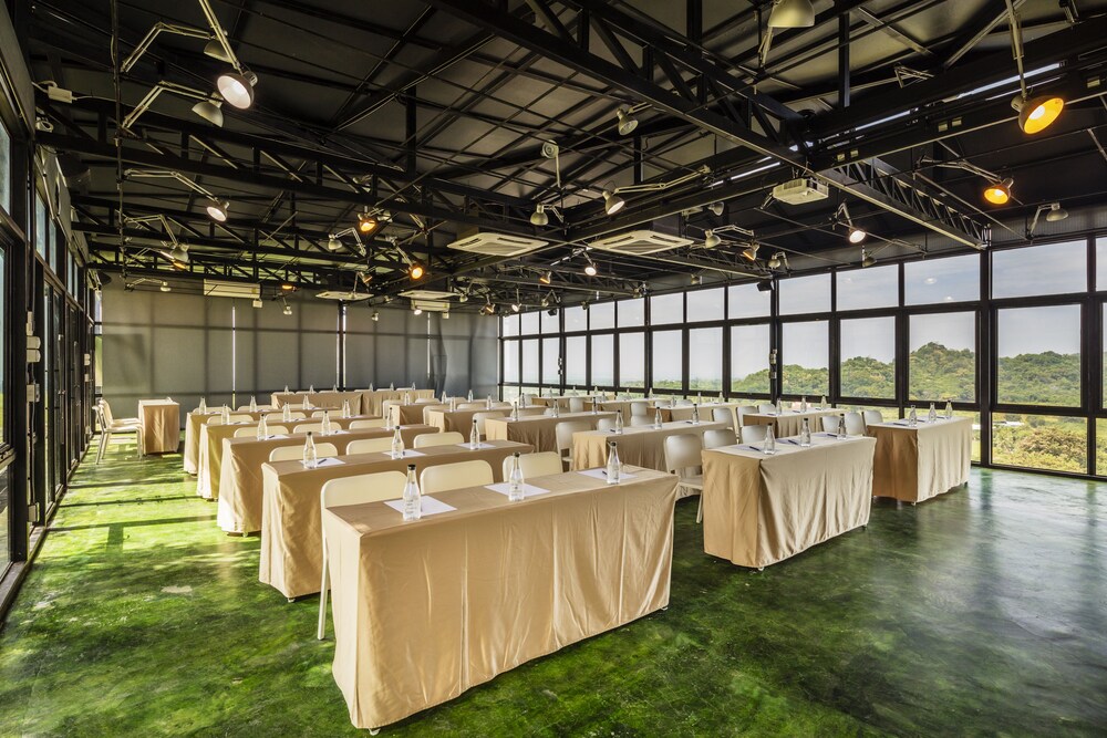 THE PAZ KHAO YAI 35/50