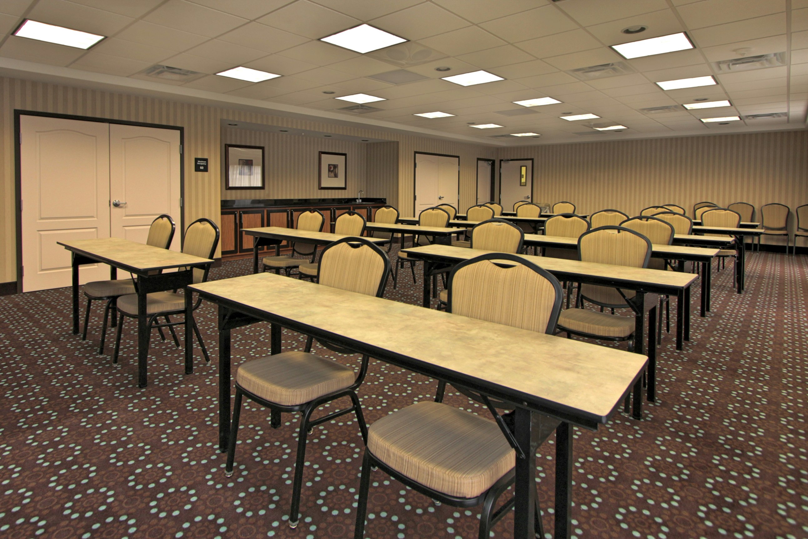 Hampton Inn Defiance 18/25