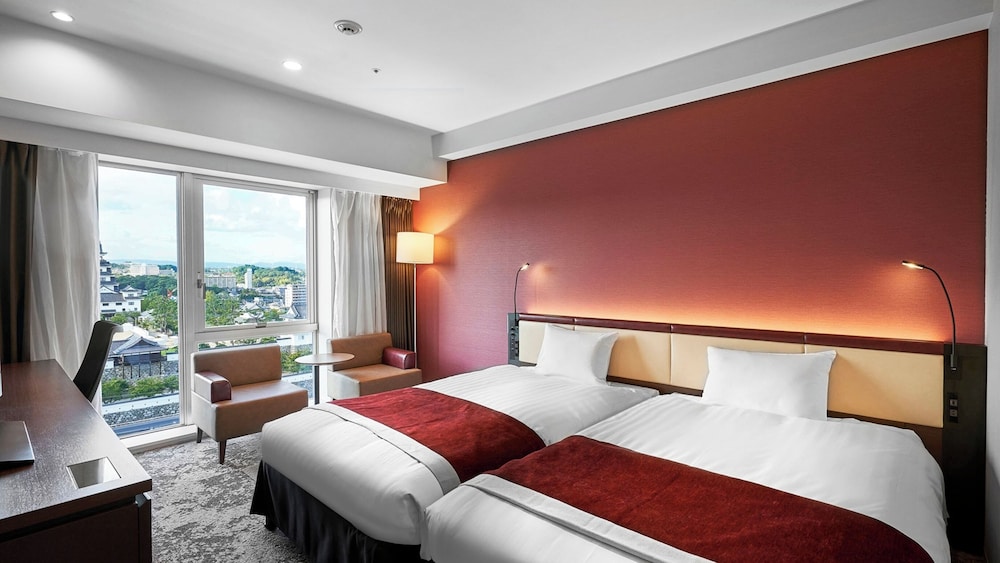Superior, Twin Beds, Castle View