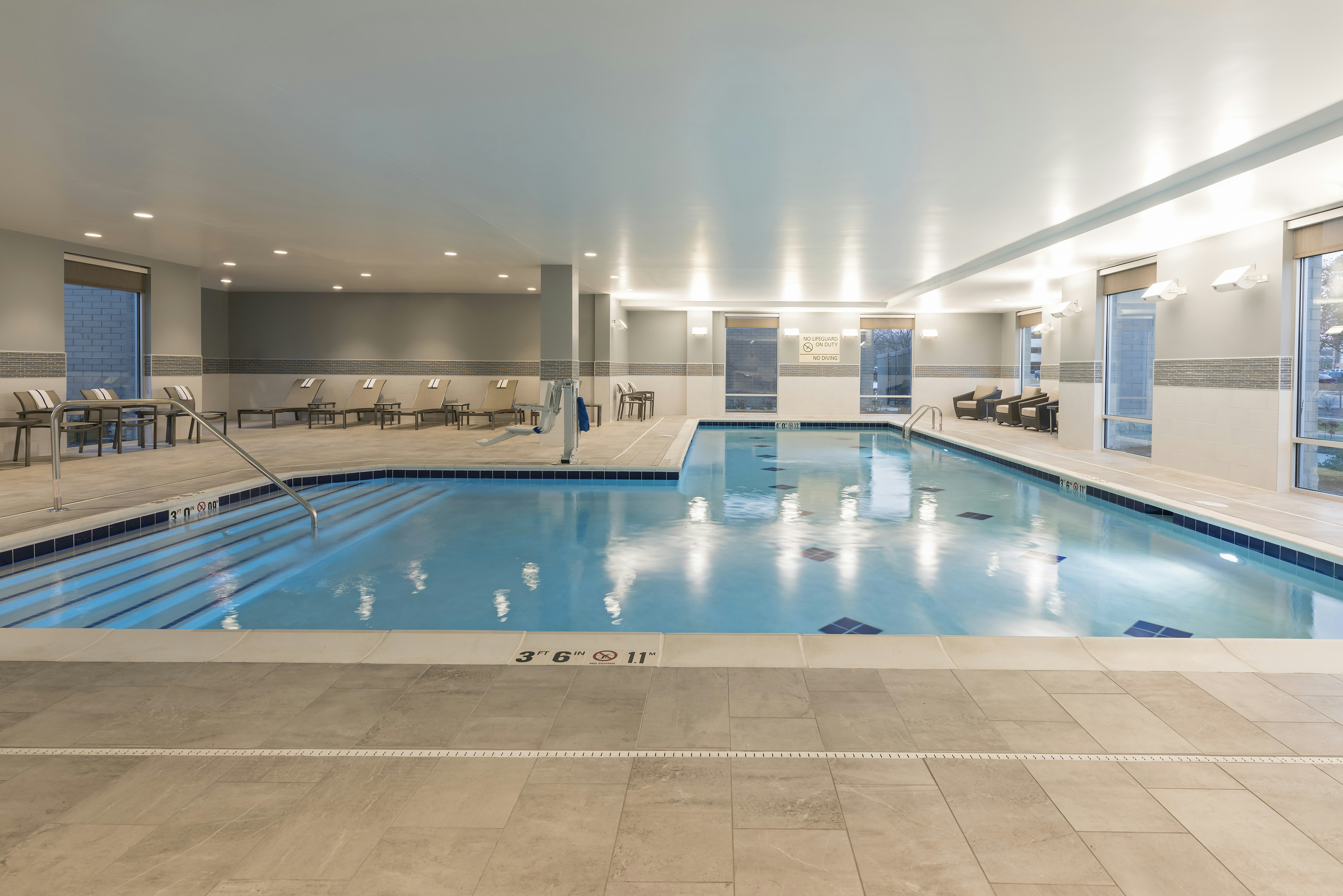 Hampton Inn Suites Indianapolis Keystone 6/20