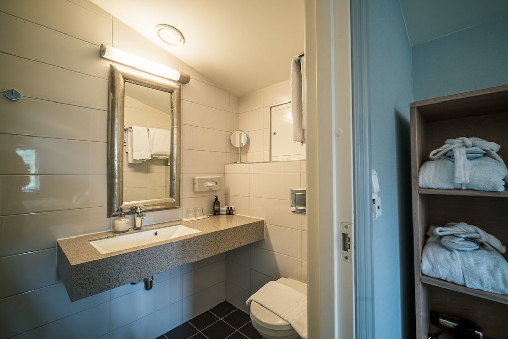 Sagafjord Hotel 41/42