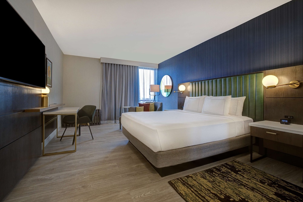 DoubleTree by Hilton Palmdale 18/75
