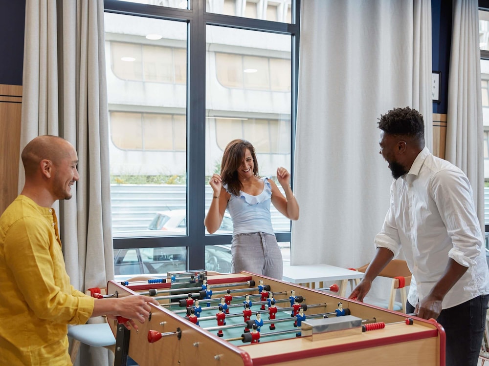 Aparthotel Adagio Paris Suresnes Longchamp 63/68