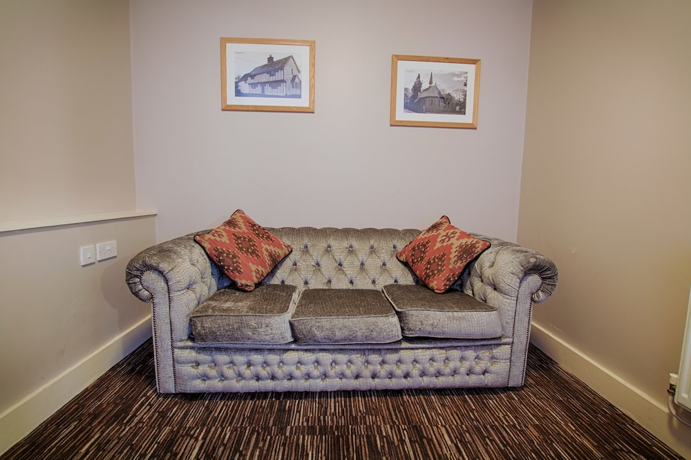 Saracens Head Hotel 23/50
