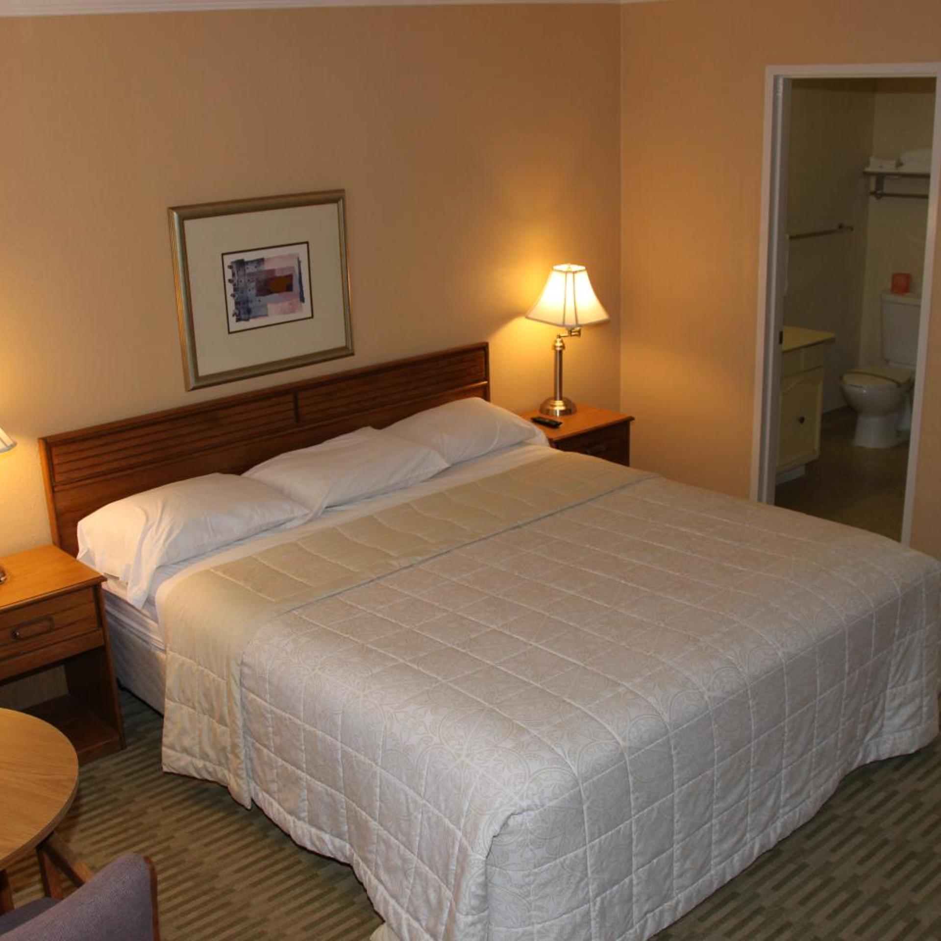 Villa Inn 10/33
