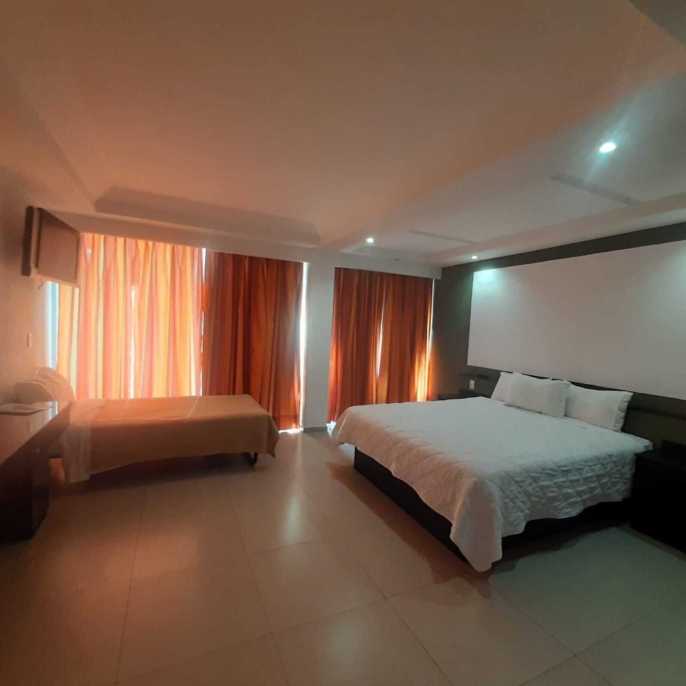 Hotel Borda Cuernavaca 11/49