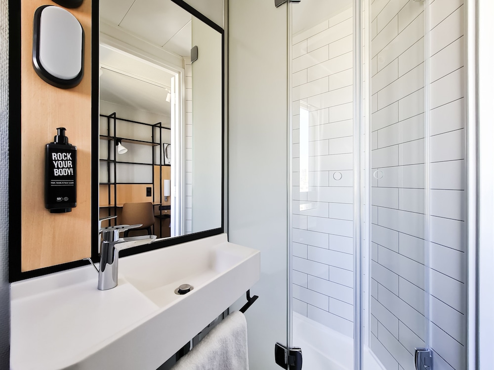 ibis Paris Bastille Opera 11th Hotel 60/60