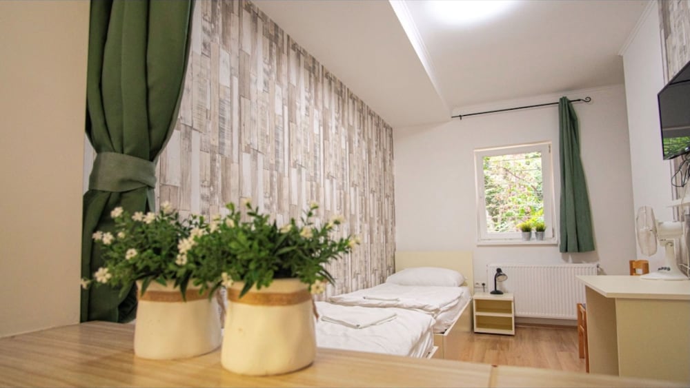 Easy Star Hotel 35/51