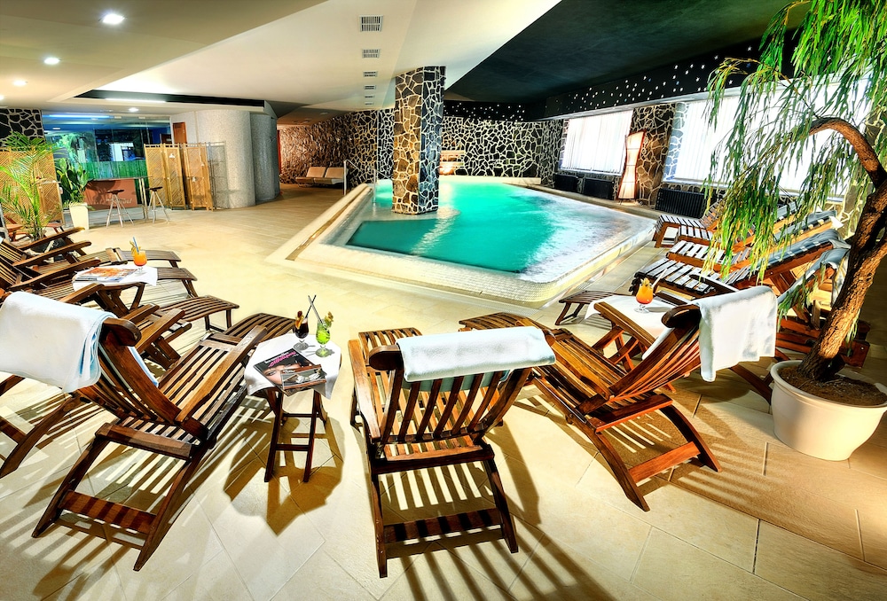 Hotel Grand Jasna 18/34