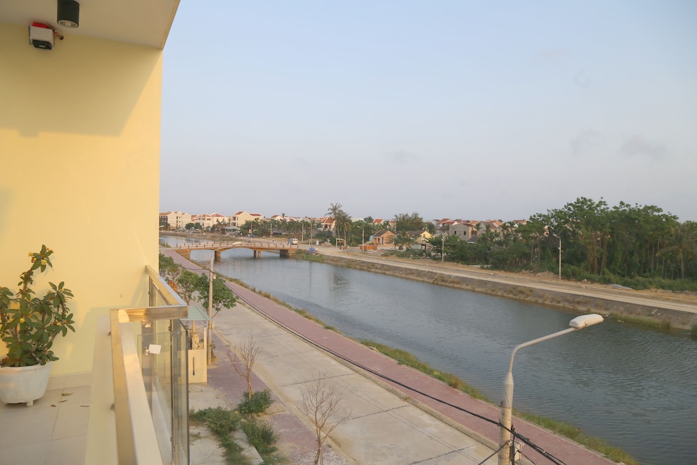 Dong Nguyen Homestay Riverside 30/36