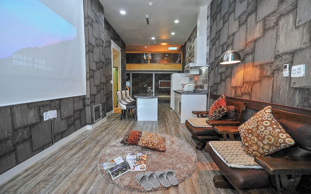 Sokcho Esher House Pension 15/34