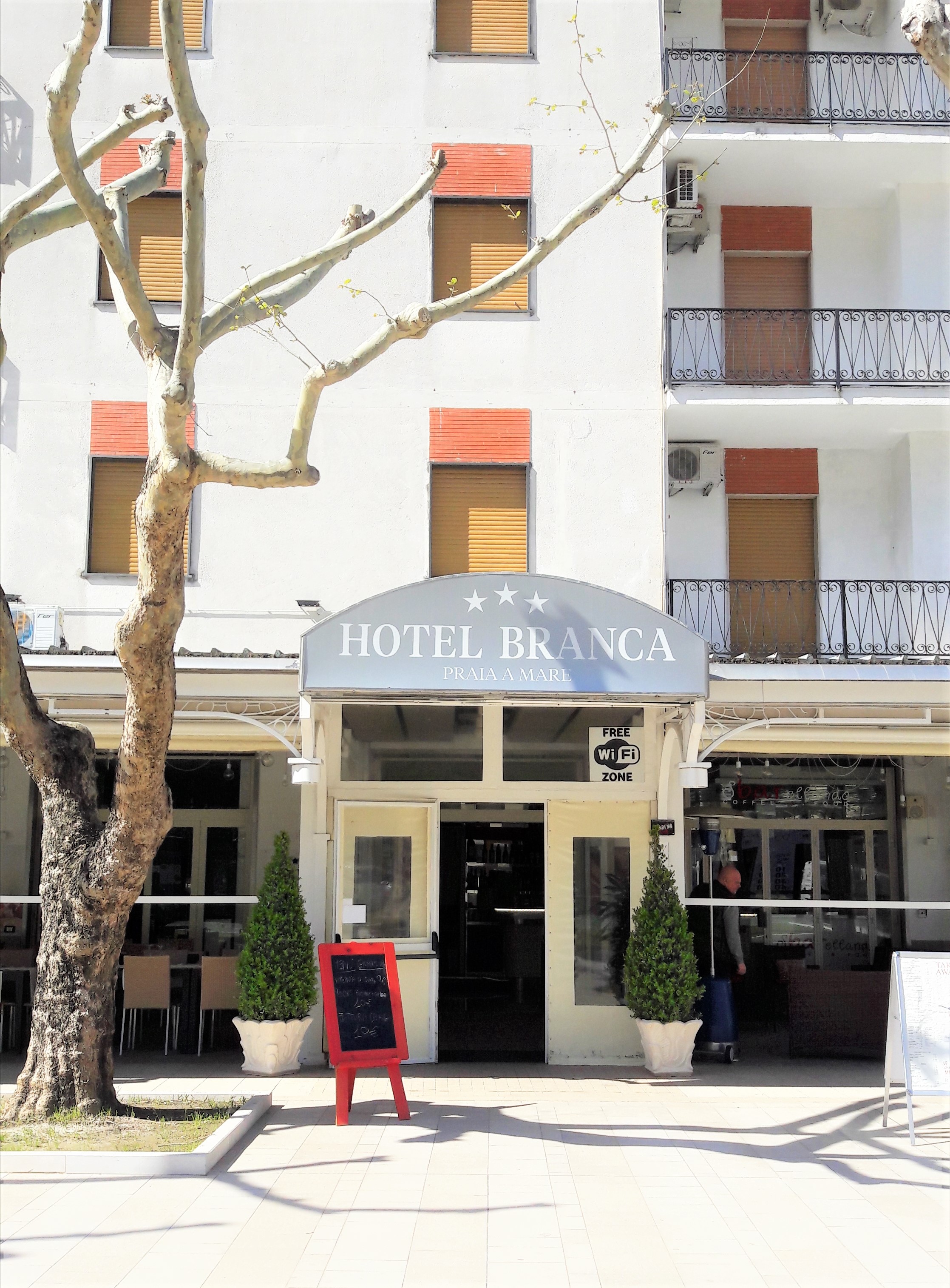 Hotel Branca 2/51