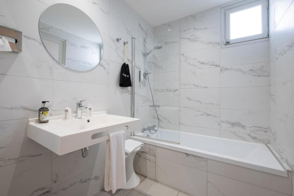 Citotel Le Logis de Brou 47/48