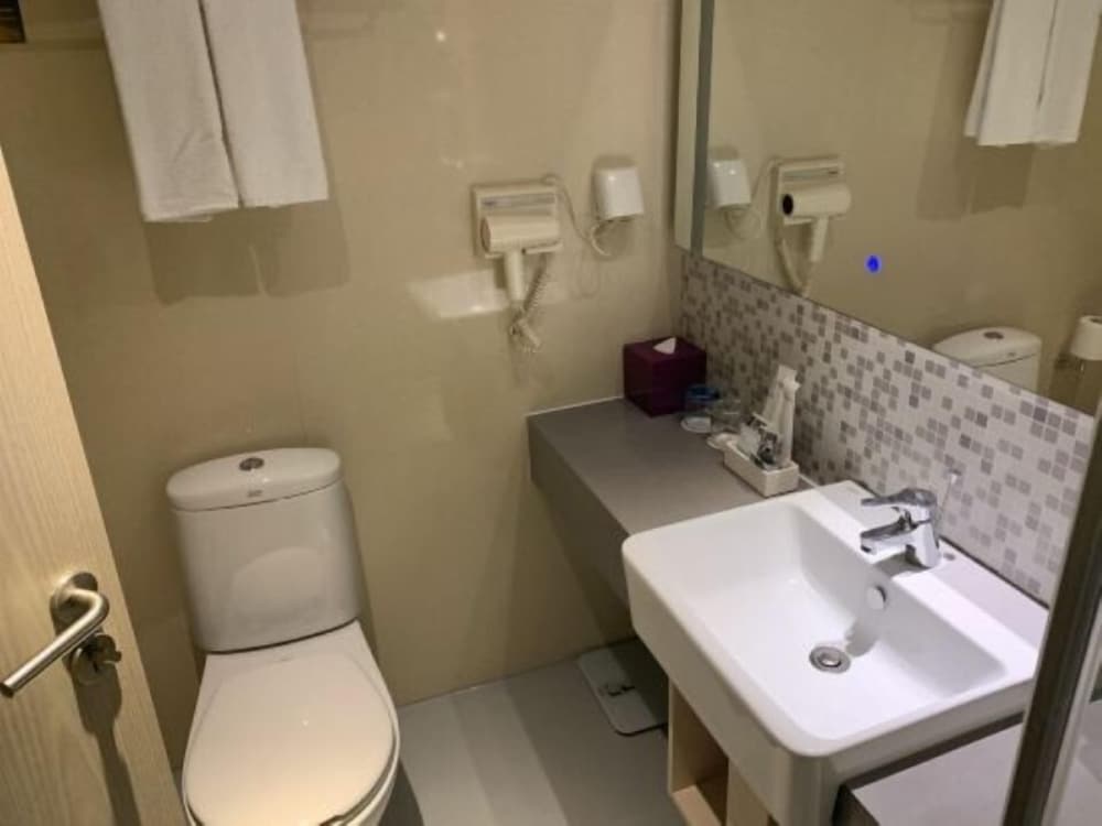 Mercure Hefei Sunac 48/48