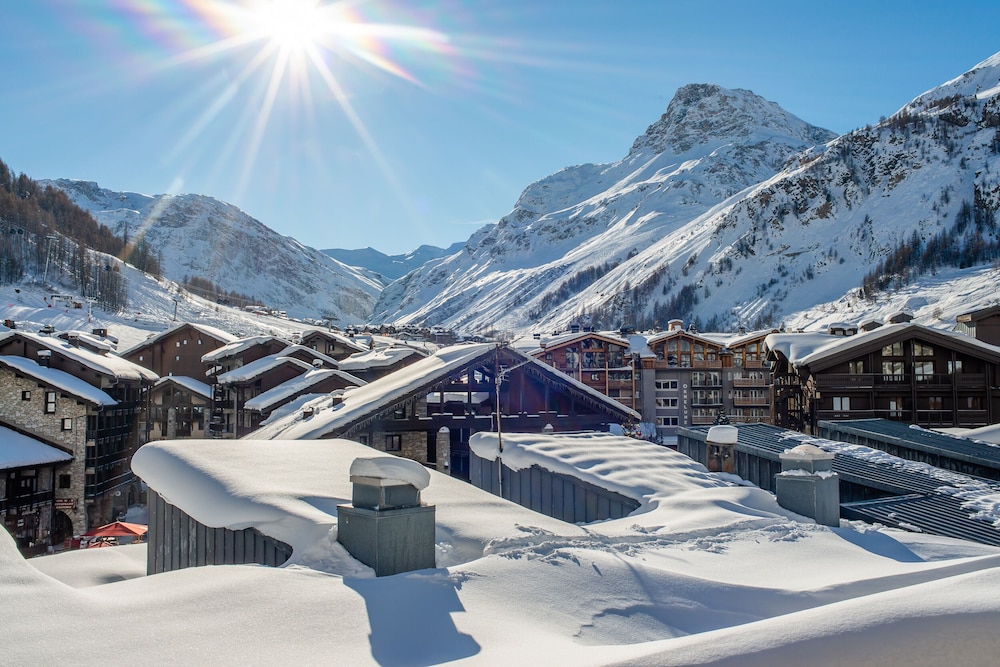 LE VAL D'ISERE 46/50