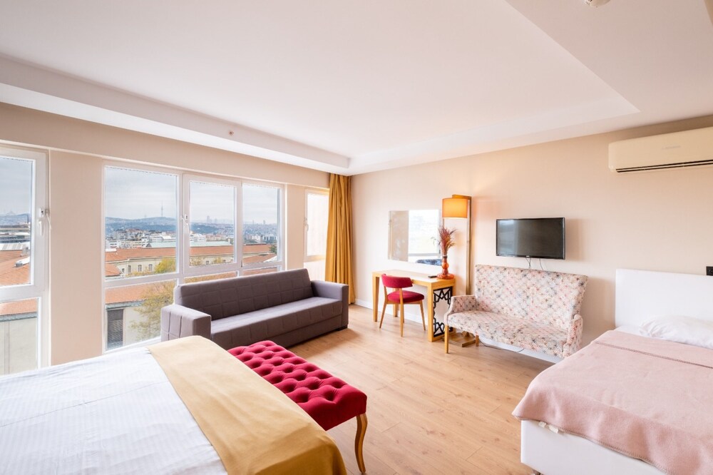 VVR Hotel 14/31