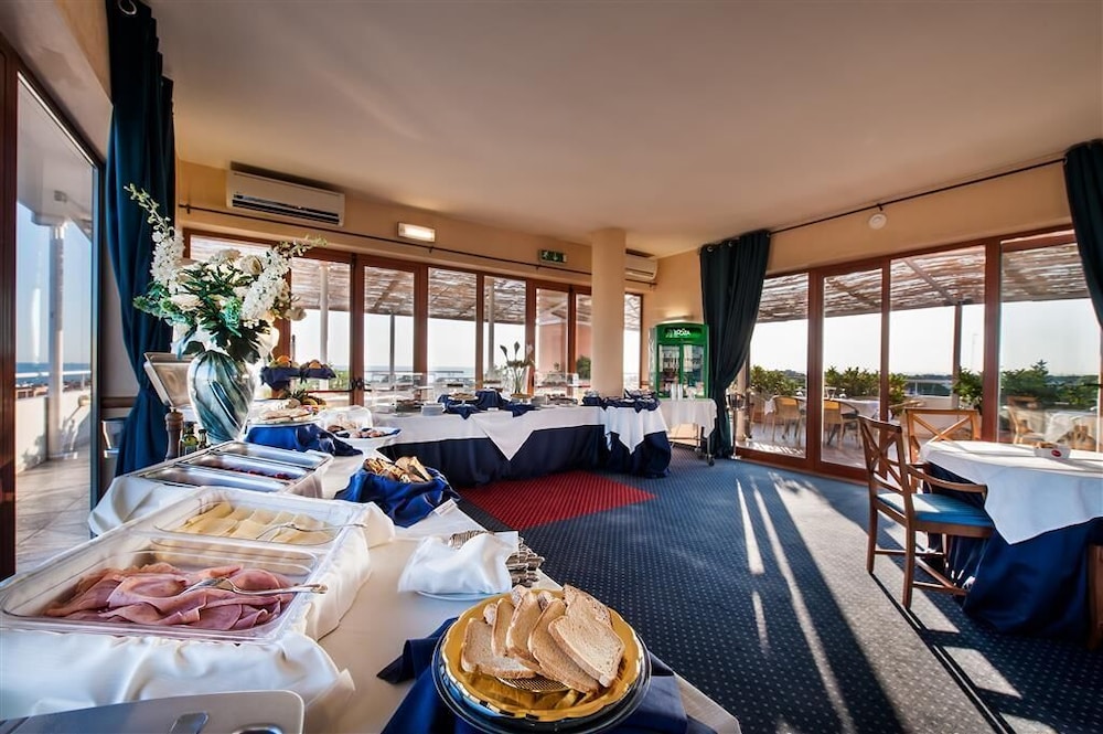 Hotel La Baia 39/69