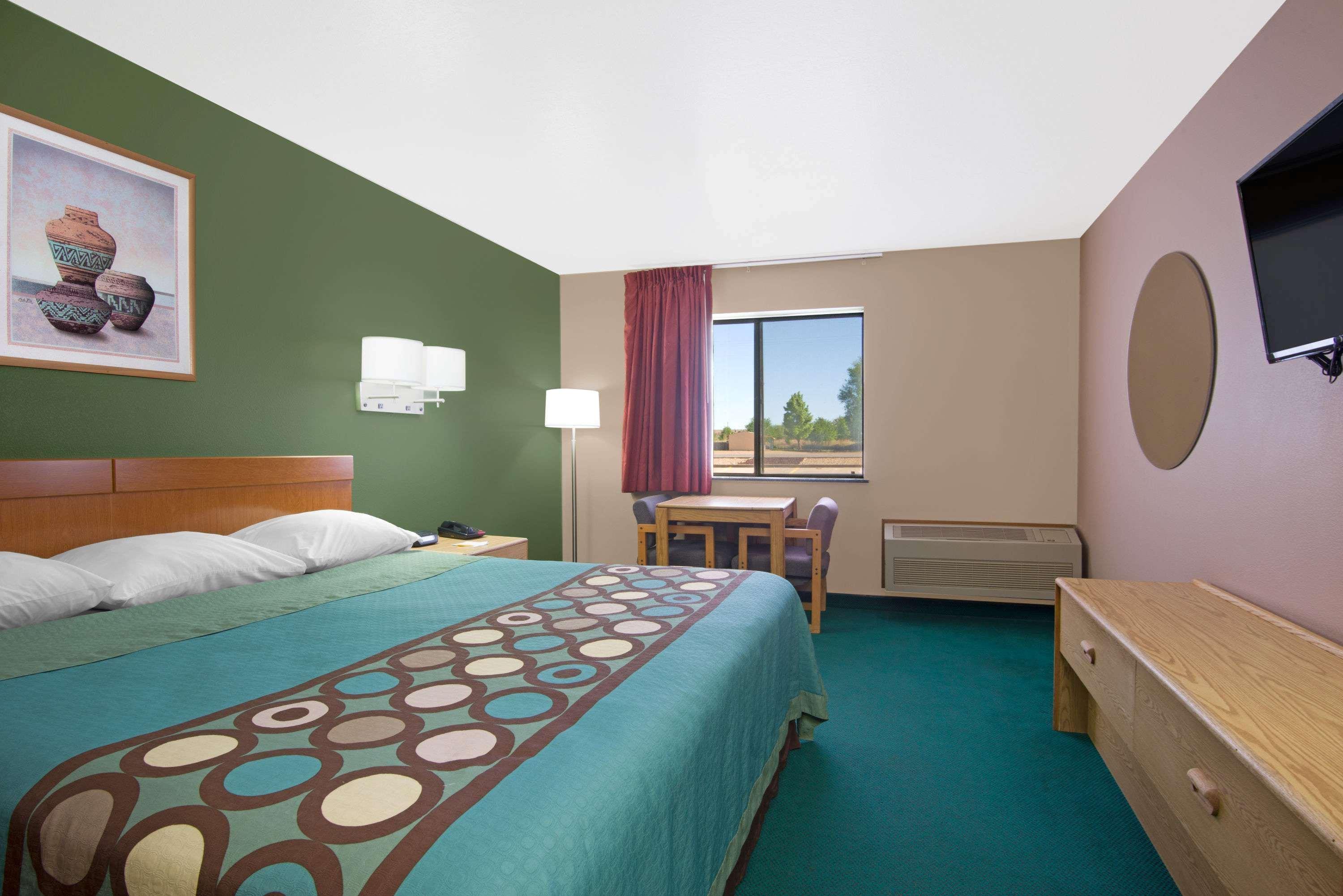 Super 8 Motel Ft Sumner 8/15