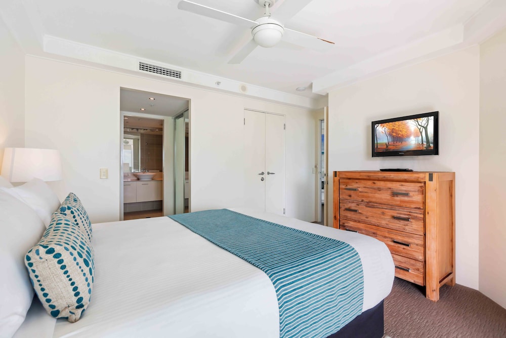 Aqua Vista Resort 12/50