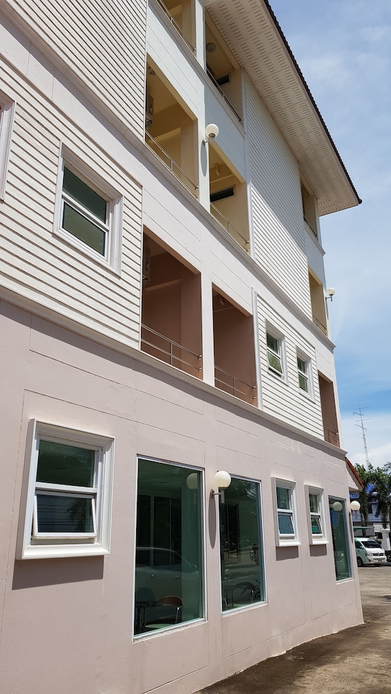 Bt Grand Condotel 5/64