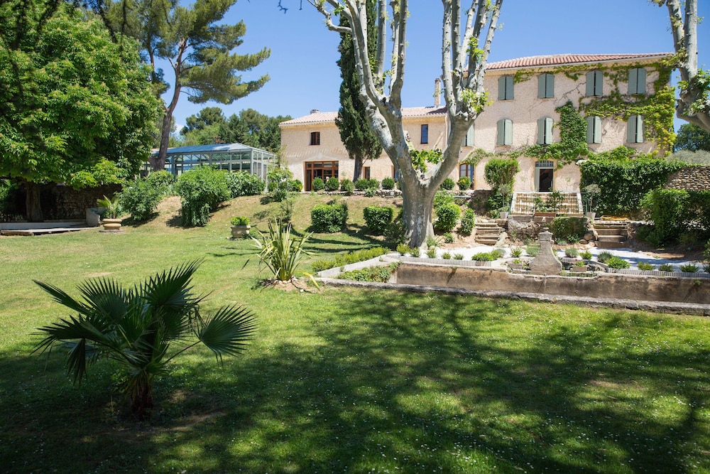 Domaine Cie 37/50