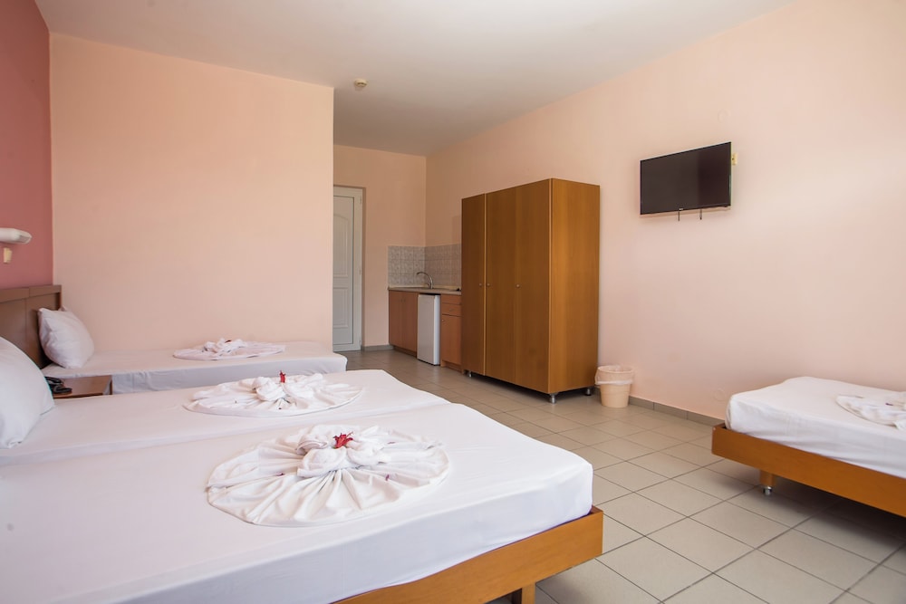 شقة، Diagoras Hotel 5/7