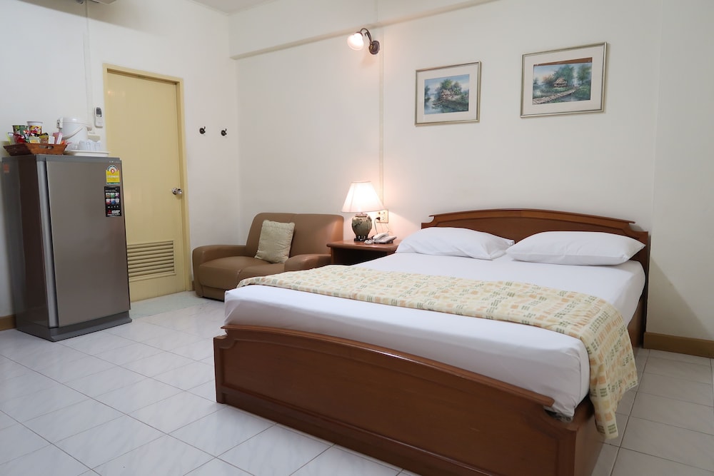 Phawana Sweet Hotel 9/43