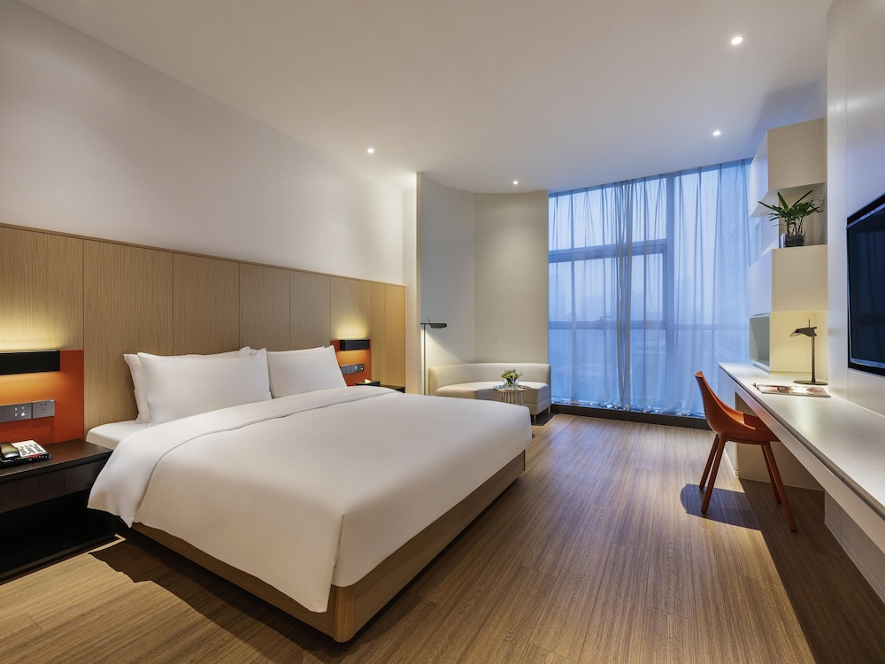 Mercure Nanjing Olympic EXPO 18/58