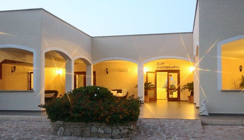 Hotel Valkarana Relais di Campagna 25/50