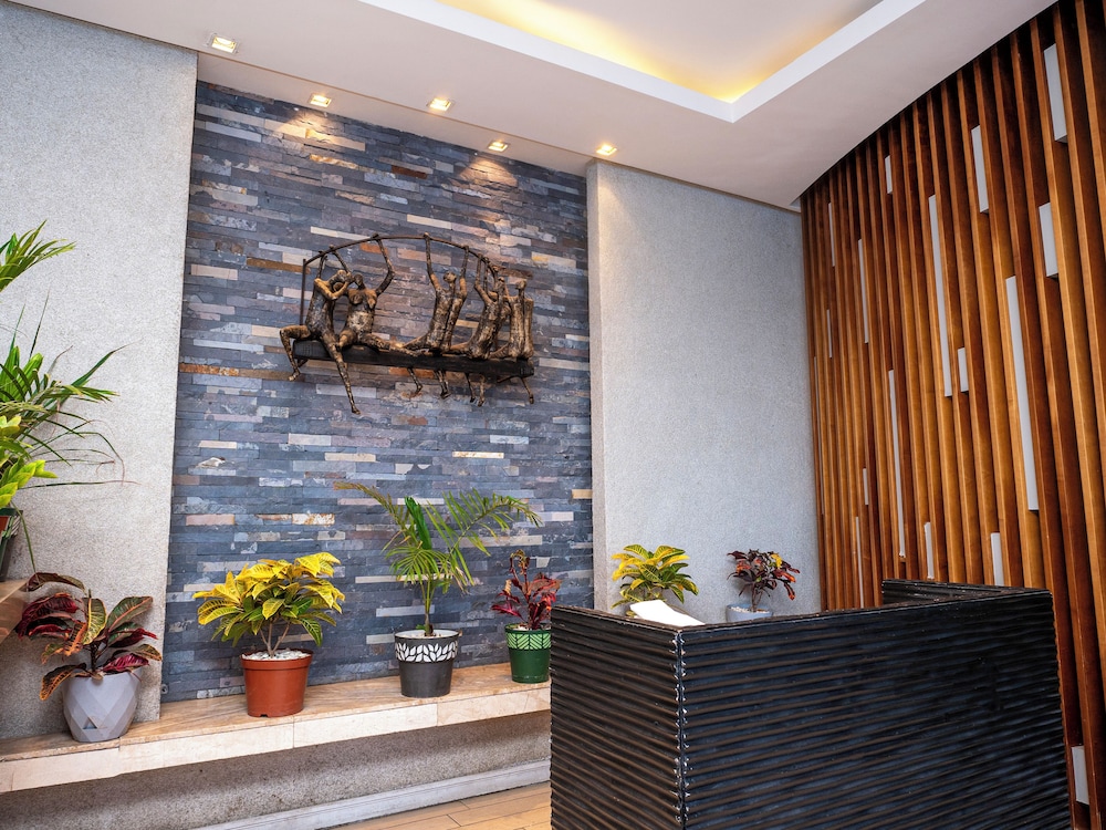 Noom Hotel Dakar Sea Plaza, a member of Radisson Individuals 12/75