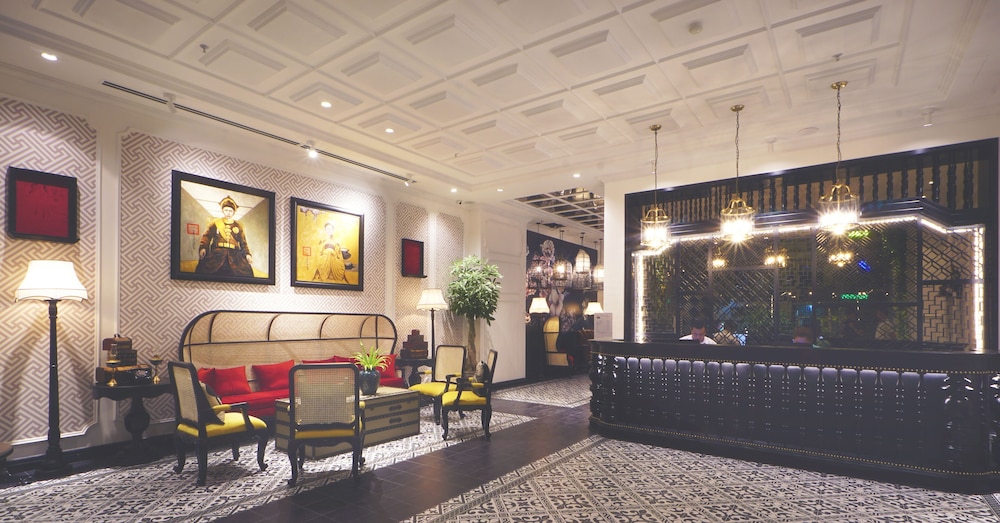 Adora Art Hotel 10/74