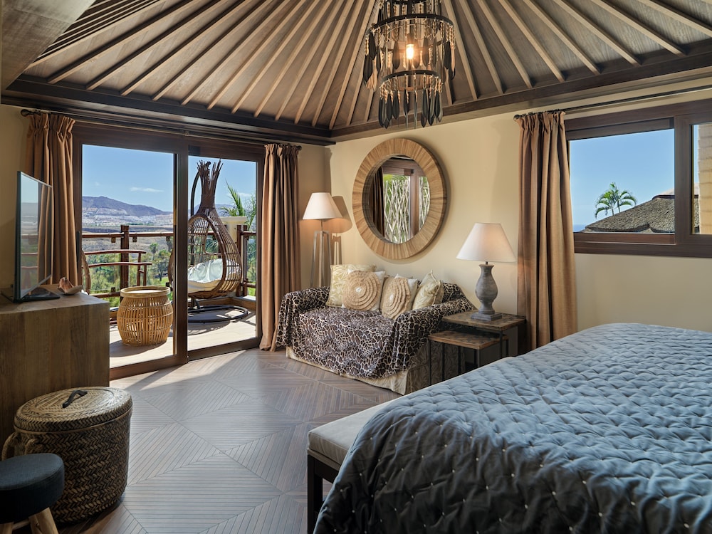 Royal River Luxury Hotel (Adults Only +16) 35/75