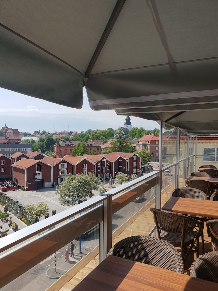Quality Hotel Statt Hudiksvall 42/43